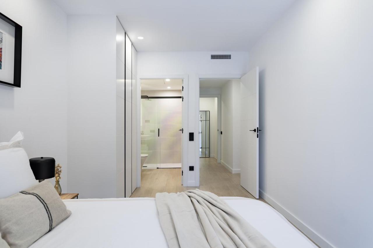 ברצלונה Apartsnoubcn Equador Les Corts מראה חיצוני תמונה