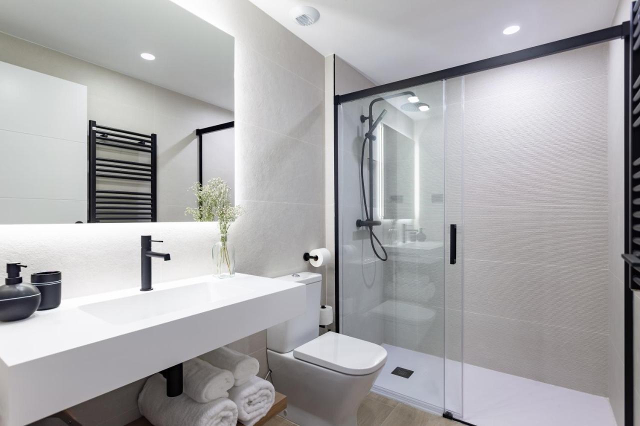 ברצלונה Apartsnoubcn Equador Les Corts מראה חיצוני תמונה